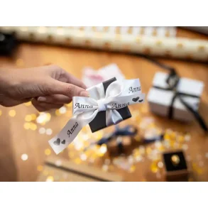 Brother TZe Satinbnd - 24mm x 4m, Hvid (sort skrift)