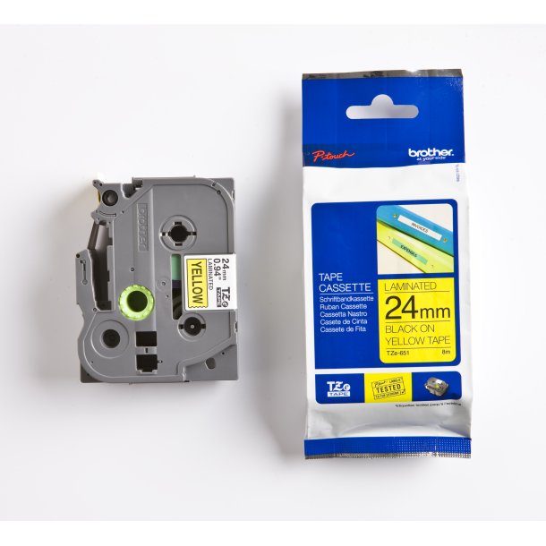 Brother TZe Tape - 24mm x 8m, Gul (sort skrift)