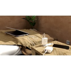 &Euml;SSENTIALS 65W USB-A &amp; USB-C GaN Charger