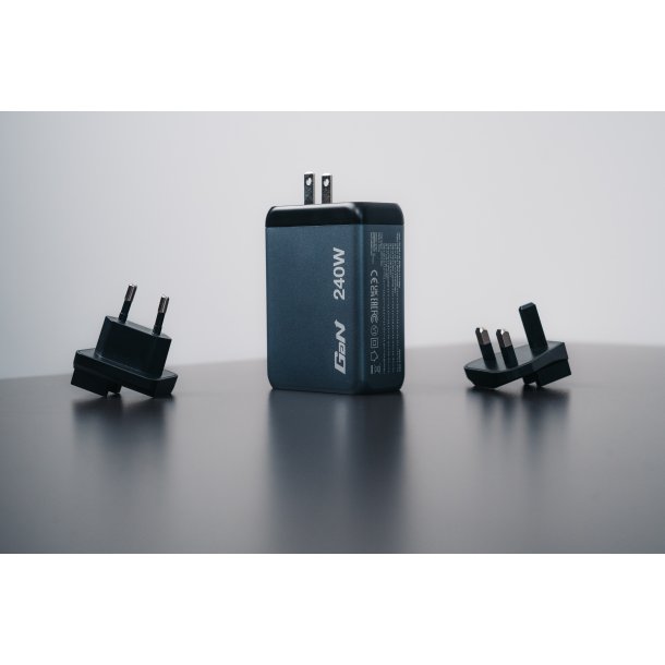 GNC-240 GaN Charger 4 Port 240W USB-A/USB-C