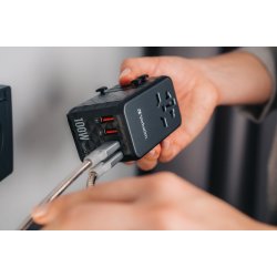 GaN III Universal Travel Adapter UTA-06 PD100W QC 4+