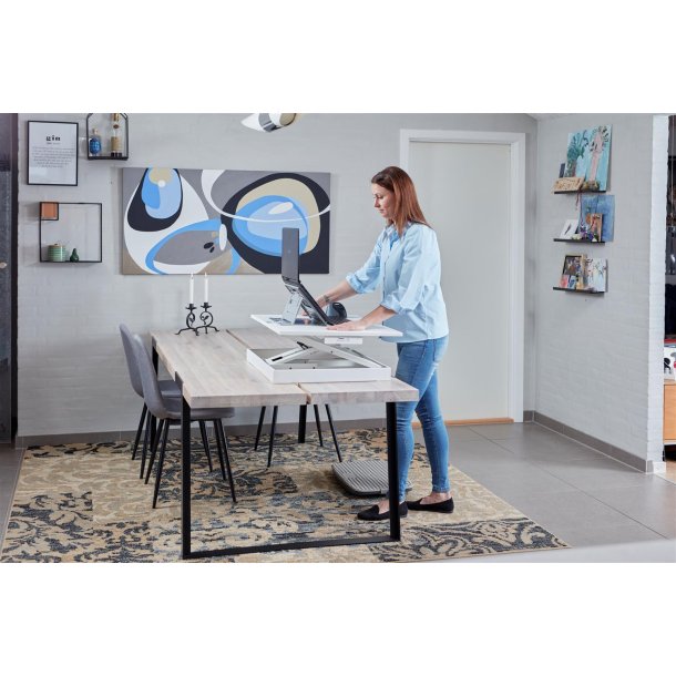 Steppie h�ve/s�nkebord NYT DESIGN