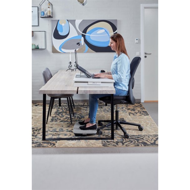 Steppie h�ve/s�nkebord NYT DESIGN