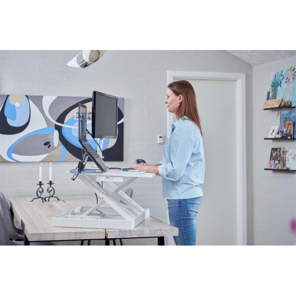 Steppie h�ve/s�nkebord NYT DESIGN