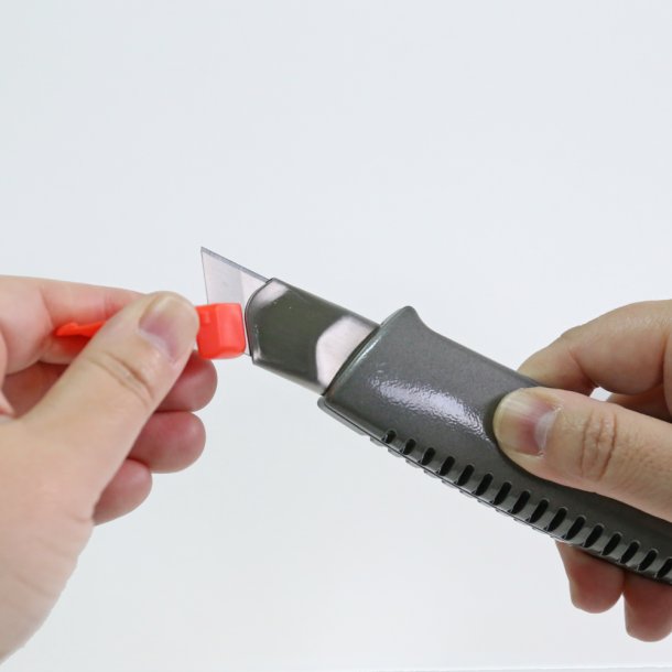 Brytkniv NT-Cutter 18mm L-500GP