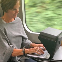 Sun Shade &amp; Privacy Sleeve/Bag Hemp MacBook 15-16'', Black