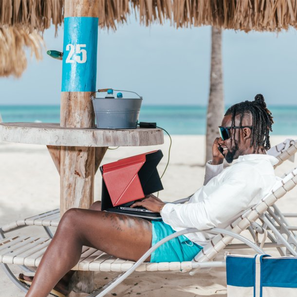 Sun Shade &amp; Privacy LUX Hood Stand Universal 12-14'', Red