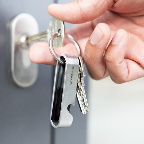 High Six - The 6-In-1 Charging Cable, Silver/White