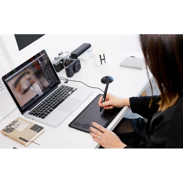 Wacom Intuos Pro Small, Black